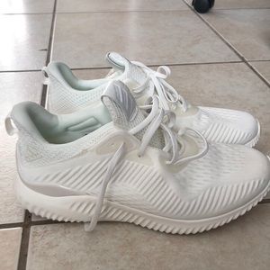 Alphabounce em undye w